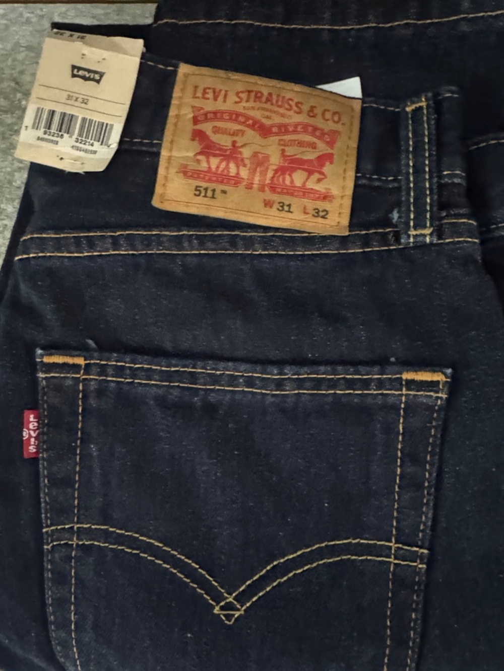 Levi’s 511 Slim Fit Jeans Mens 31x32 Dark Wash NWT Classic Denim - Picture 4 of 6